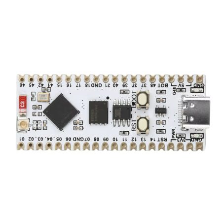 Feliratozott ESP32-S3 Nano fejlesztőpanel fehér alapon, USB-C csatlakozóval, BOOT és RST gombokkal, szenzor bekötése Arduino panelhez témához.