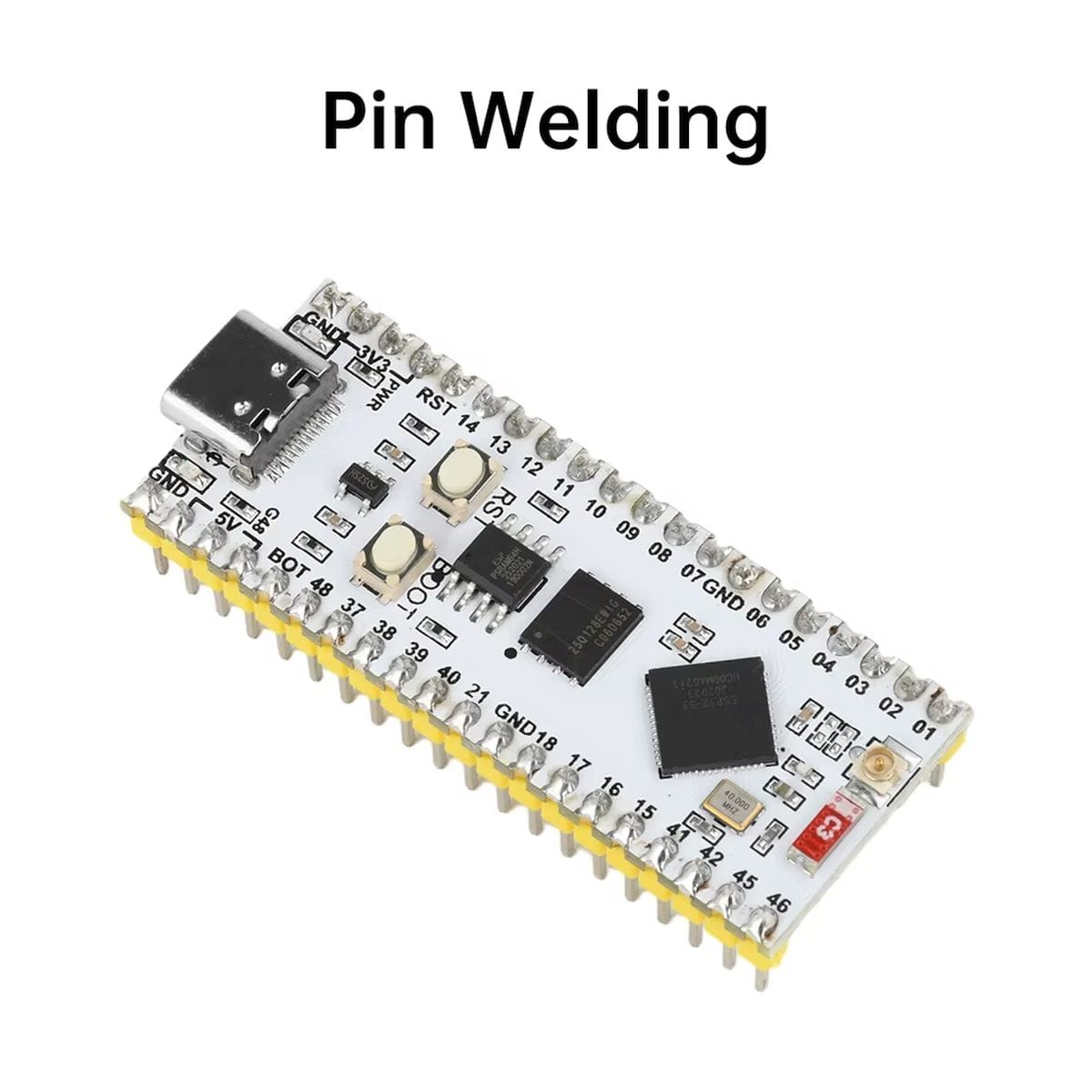 Fekete ESP32-S3-N16R8 fejlesztőmodul Nano kialakításban, aranyszínű forrasztott lábsorral, USB-C csatlakozóval és GPIO jelölésekkel, IoT vezérléshez és breadboardos prototípusokhoz.