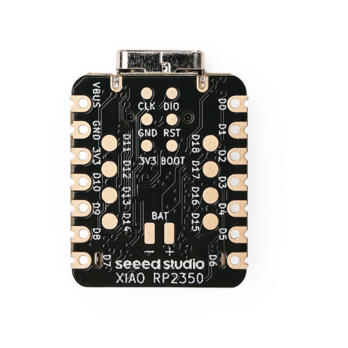 Seeed Studio XIAO RP2350 hátoldala közvetlen nézetben, CLK, DIO, GND, RST, 3V3, BOOT és BAT jelölésekkel, valamint kétoldali aranyozott forrasztási kontaktusokkal.