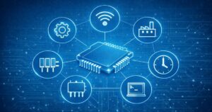 Egy mikrokontroller grafikus ábrája, amely különféle technológiai ikonokkal van összekapcsolva, jelezve az IoT, ipari automatizálás és digitális integráció lehetőségeit.