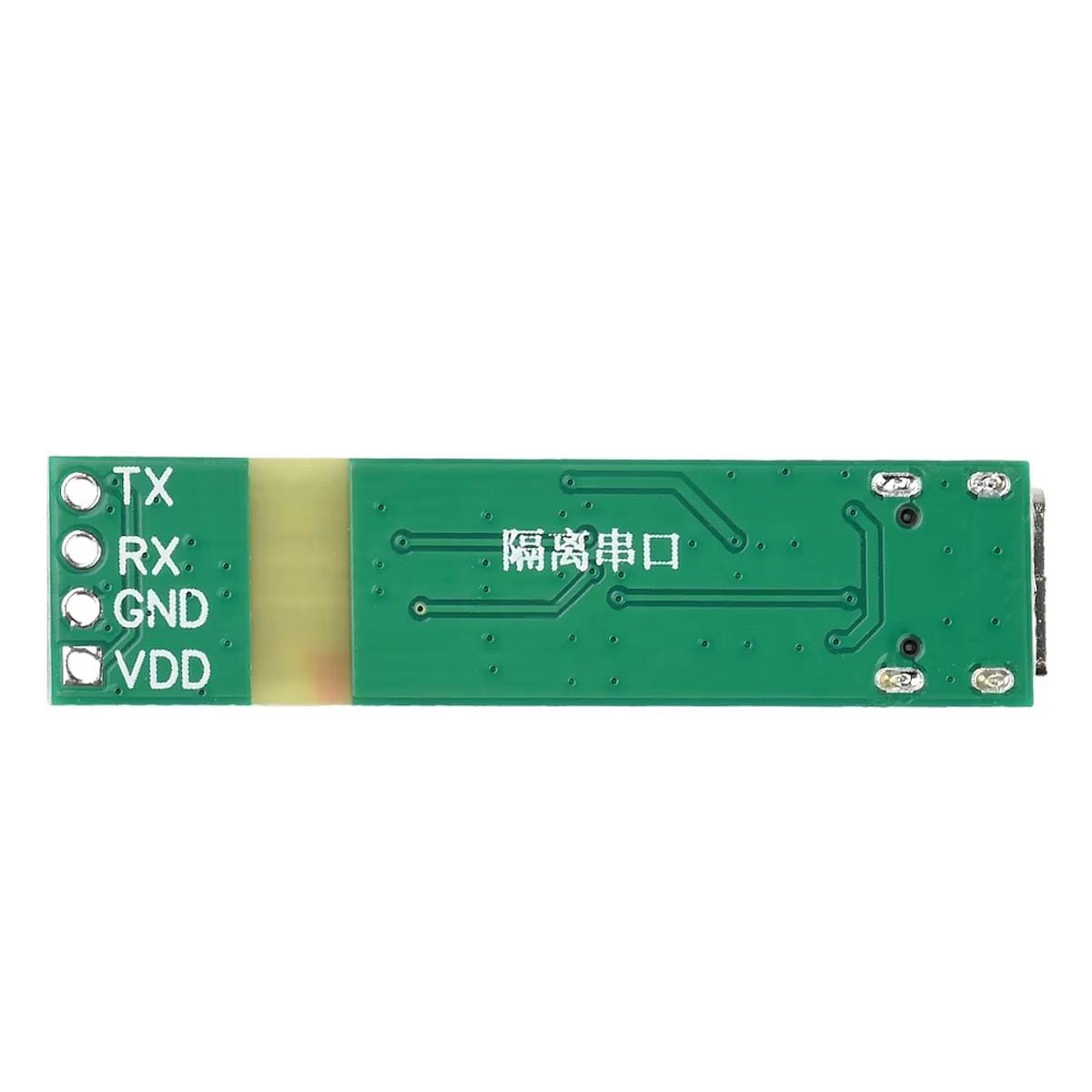 Galvanikusan leválasztott USB–TTL UART adapter hátoldala, jól olvasható TX, RX, GND és VDD csatlakozási jelölésekkel, valamint középen elkülönített szigetelési zónával soros bekötéshez.