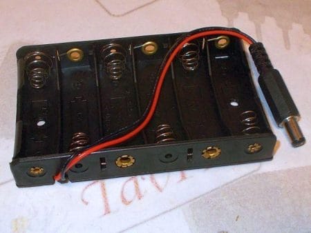 6x AA elem/akkutartó (Arduino tápdugóval) - Image 2