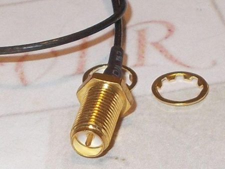 SMA apa – U.FL csatlakozókábel, 15 cm hosszú, RF antennacsatlakoztatáshoz.