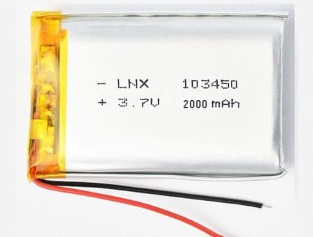 Nagy kapacitású, 2000mAh-s Li-Po akkumulátor hordozható eszközökhöz.
