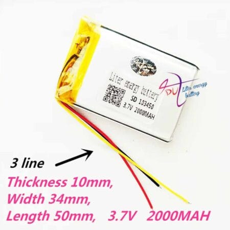 Egy 3 kivezetéses, 2000mAh kapacitású LiPo akkumulátor hőmérséklet-érzékelő kivezetéssel, mikrokontrolleres projektekhez.