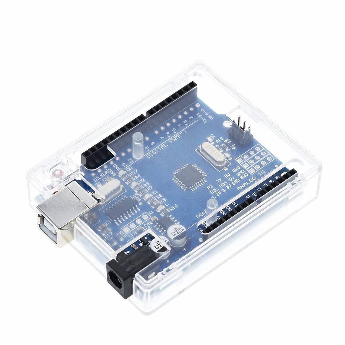 Füstszínű, áttetsző Arduino UNO R3 ABS ház nyitott tüskesorokkal, USB- és tápcsatlakozó-kivágással, amely védi a fejlesztőpanelt mikrokontrolleres projektek szerelése és gyakori programozása közben.