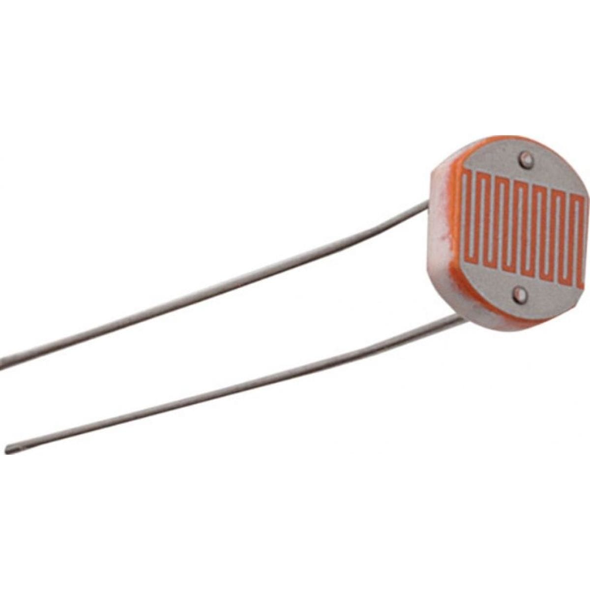 Tíz darabosnak tűnő LDR fotoellenállás csoport fehér alapon, érzékelőfelülettel és kivezetésekkel, Arduino projekt kezdőknek témához.