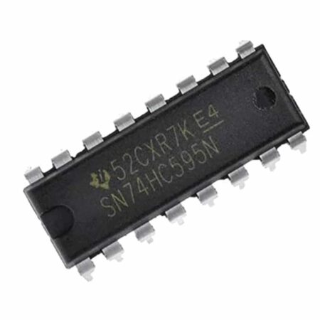 SN74HC595N DIP logikai IC – soros adatok kimenetekre történő eltolásához.