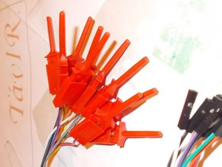 10 ér anya‑csíptető csipesz 20 cm hosszú fém rögzítés precíziós ér vezetékekhez, laboratóriumi csíptető csipesz tíz ér egyidejű kezeléséhez, 20 cm
