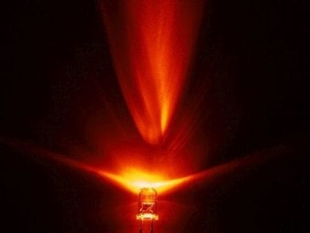 LED - Narancssárga fényű, víztiszta tok csomag (20x, 5mm)