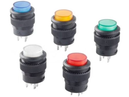 Világító fejű nyomógomb (R16-503AD-A3V), amely különböző színekben elérhető, 16 mm-es panelfurattal szerelhető be.