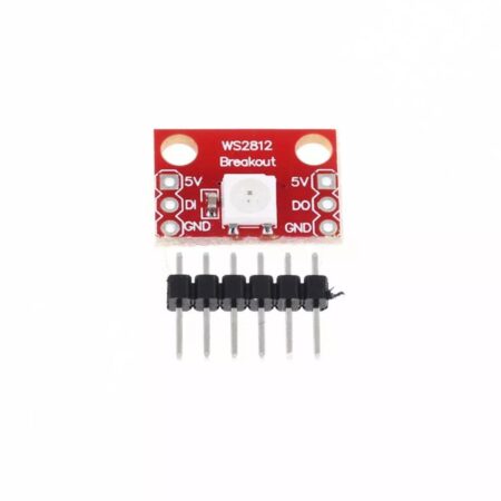 Szögből fotózott WS2812B NeoPixel mini panel központi RGB LED-del, bal és jobb oldali tüskesorral, 5V, DI és GND jelölésekkel Arduino vezérléshez.