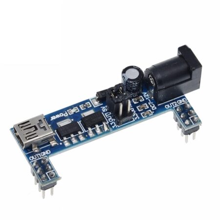 Breadboardra illeszthető tápegység modul kék panelen, miniUSB és DC bemenettel, kapcsolható 3,3 V vagy 5 V kimenettel Arduino és szenzoros bekötésekhez, gyors műhelymunkához.