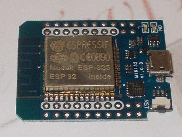 ESP32/D1 WiFi-Serial modul alappanel (ESP32S/ESP-WROOM-32, CH9102)