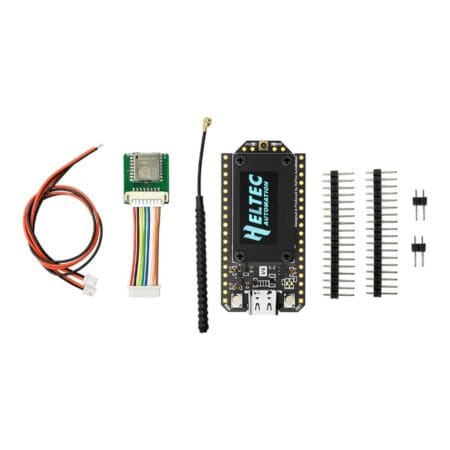 GPS modullal kiegészített Heltec WiFi LoRa 32 V4 fejlesztőpanel 0,96 hüvelykes OLED kijelzővel, ESP32-S3 vezérlővel, 868 MHz-es LoRa rádióval, USB-C csatlakozóval és napelemes tápellátási lehetőséggel.