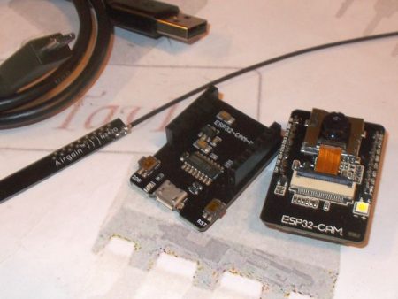 ESP32-CAM készlet/KIT (ESP-32 lap; 2MPx cam; USB feltöltő, ant)