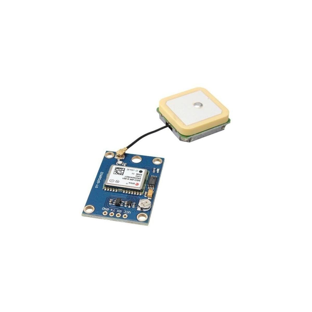 NEO-6MV2 GPS modul elölnézetből, középen u-blox NEO-6M vevőegységgel, felül VCC, RX, TX, GND pontokkal, alul antennacsatlakozóval és több rögzítőfurattal mikrokontrolleres projektekhez.