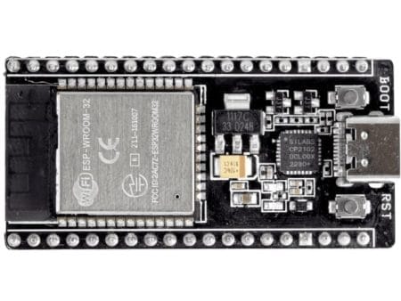 Egy ESP32-WROOM-32D fejlesztőpanel 38 tűs kivezetéssel, USB-C csatlakozóval és CP2102 soros-USB átalakítóval, IoT és Arduino kompatibilitással.