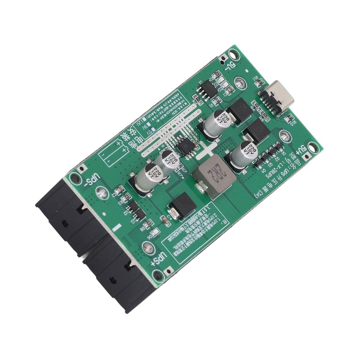 Két 18650 cella számára készült fekete tartóhoz rögzített LX2-BUPS-12V UPS panel, USB-C bemenettel, teljesítményelektronikai alkatrészekkel és 12 voltos kisfogyasztású eszközök tartalék táplálására szolgáló csatlakozási pontokkal.