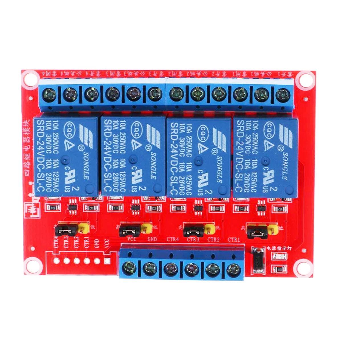 Négycsatornás 24 V-os relémodul elölnézetből, négy Songle SRD-24VDC-SL-C relével, kék csavaros sorkapcsokkal, IN1–IN4 vezérlőbemenetekkel, visszajelző elektronikával és külön magas-alacsony triggerbeállító jumperekkel mikrokontrolleres kapcsolásokhoz.
