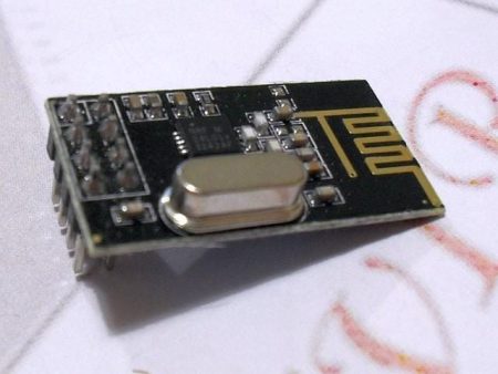 nRF24L01+ adóvevő modul