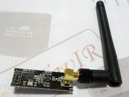 nRF24L01+PA nagyteljesítményű adóvevő modul