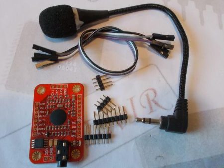 Hangfelismerő modul (VR - Voice recognition)