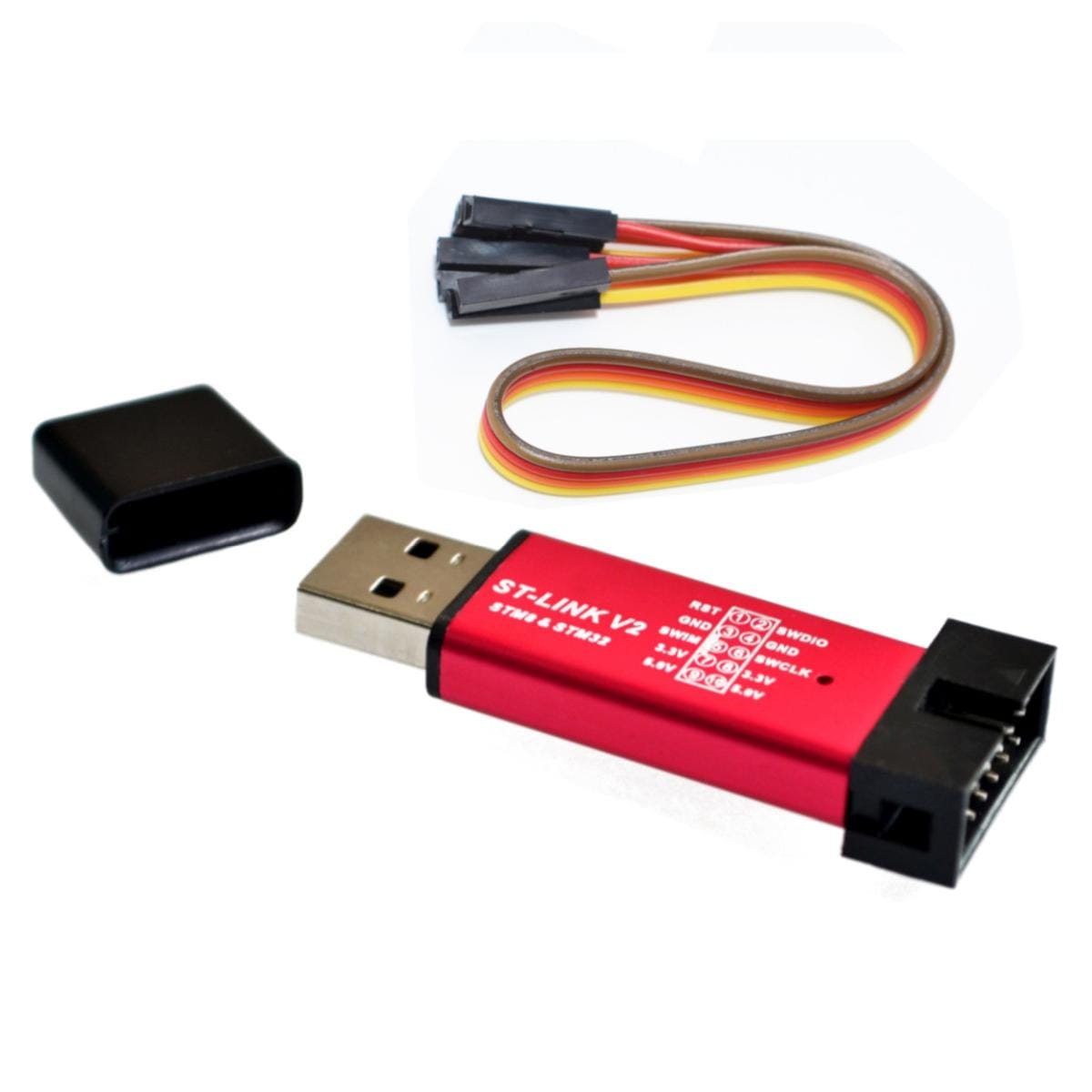 Piros ST-LINK V2 STM8 és STM32 programozó USB-A csatlakozóval, fekete védőkupakkal és háromeres csatlakozókábellel, firmware-feltöltéshez és mikrokontrolleres hibakereséshez.