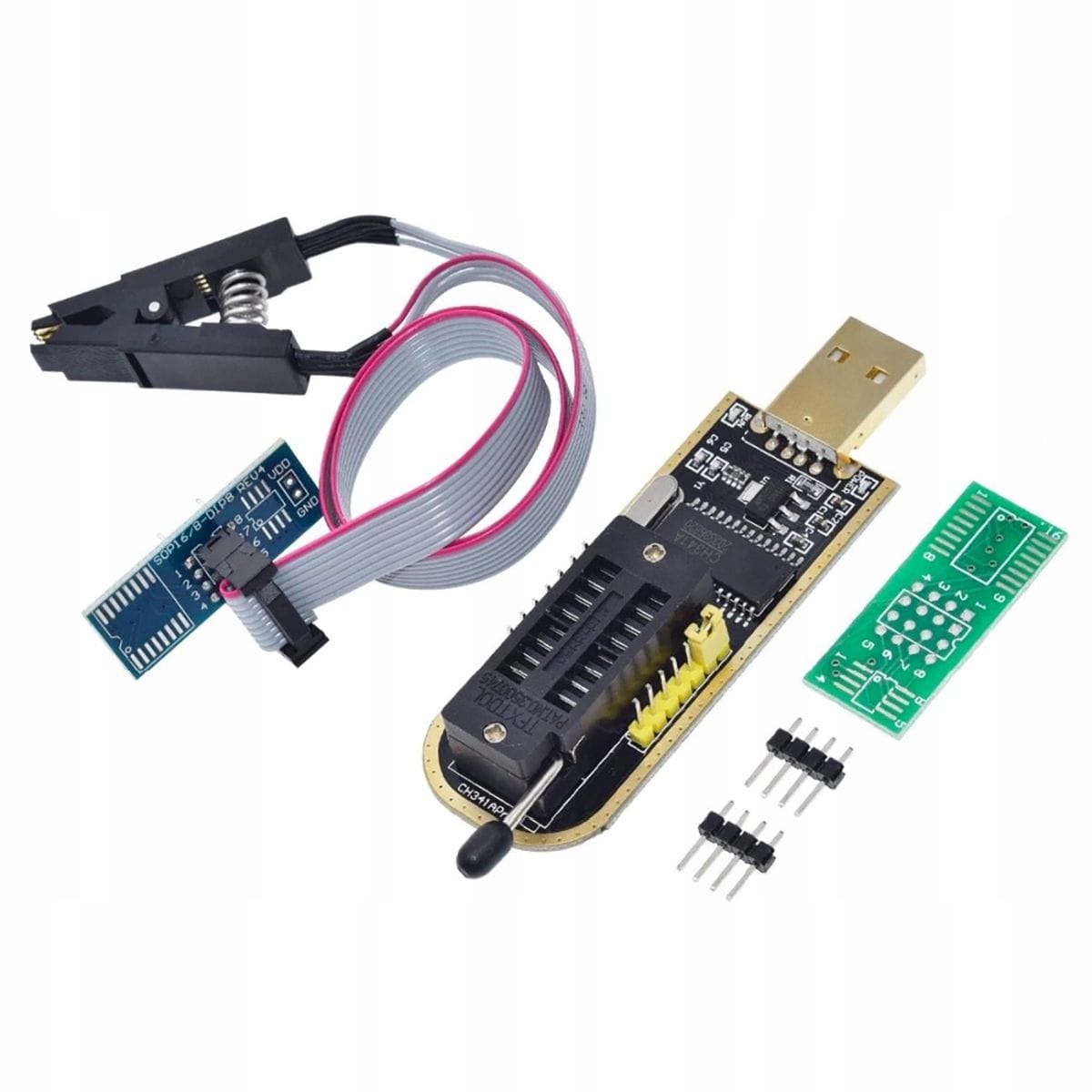 Teljes CH341A USB EEPROM és SPI Flash programozócsomag több adapterpanellel, ZIF foglalattal, SOIC8 aljzattal és vezetékes csipesszel, eltérő memóriachipek műhelyes kezeléséhez olvasási vagy újraírási feladatok során.