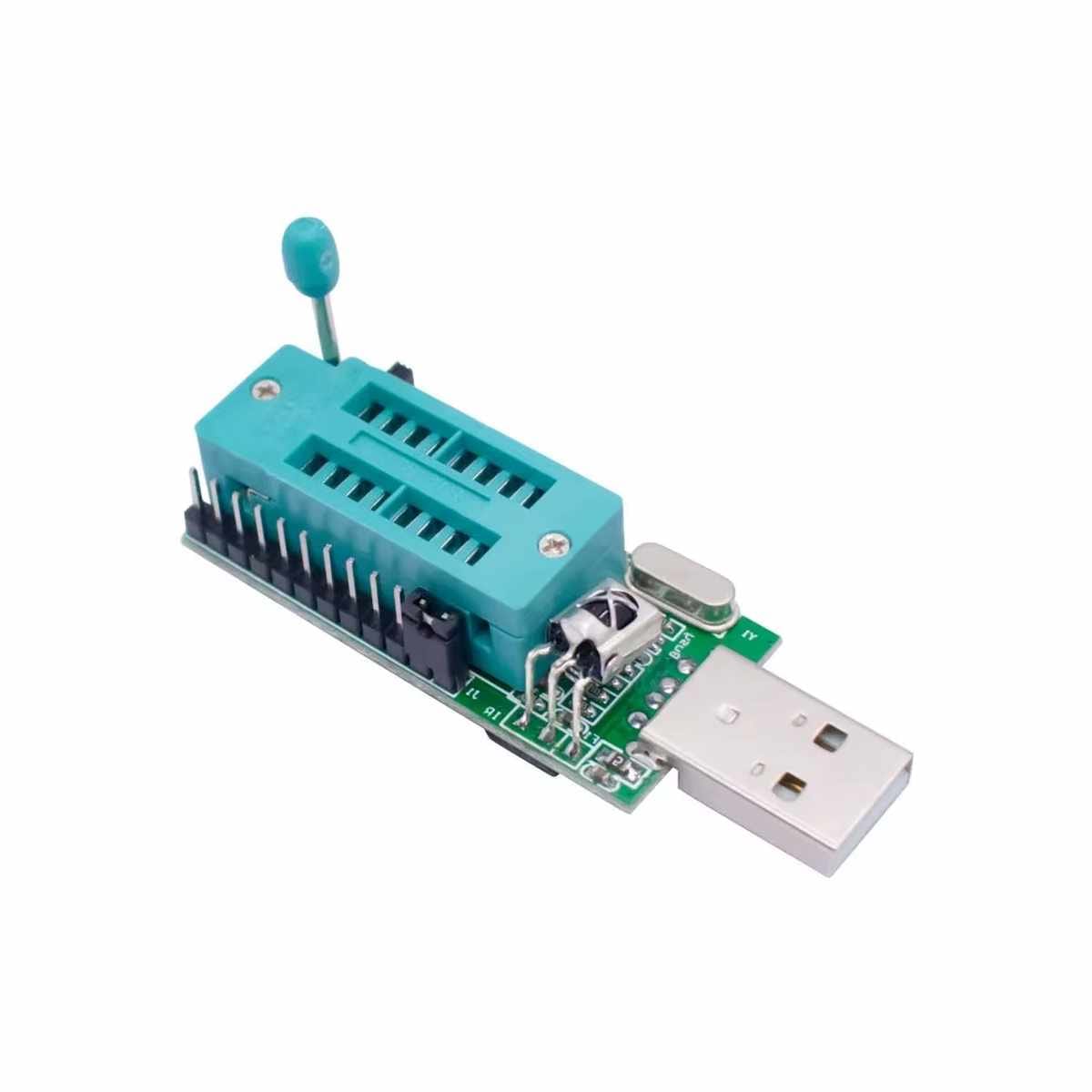 CH341A programozó készlet QFN, SOP és BGA adapterekkel – firmware fejlesztés és elektronikai hibakeresés céljára.