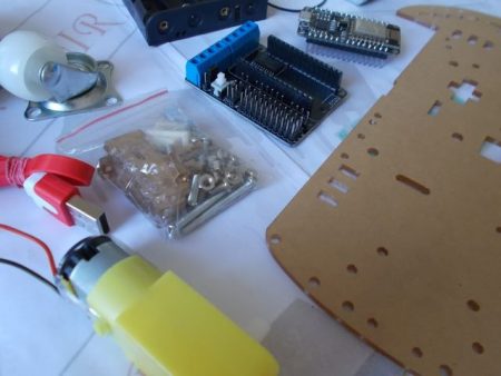 WifiCar (NODEMCU/ESP12E, Motorshield, 2WD váz) - Image 7