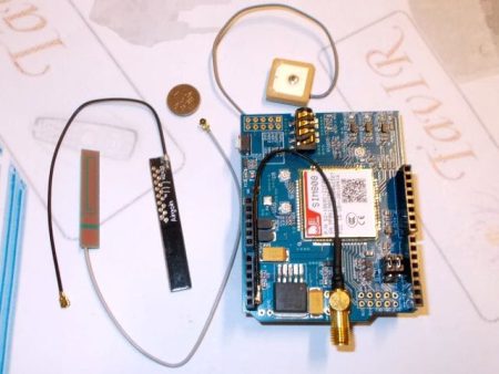 GPRS/GSM + GPS shield (SIM808)